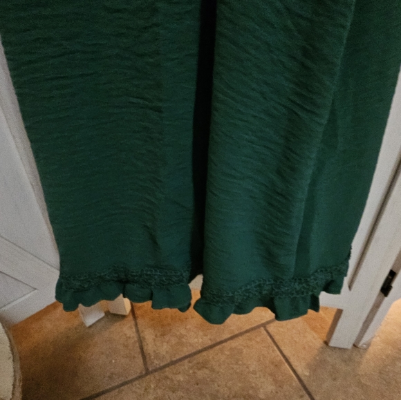 STUNNING Green Maxi Dress in Size Large - Picture 2 of 6